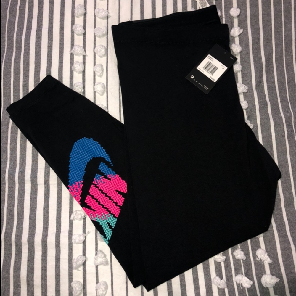 Nike Leggings / Work Out Pants